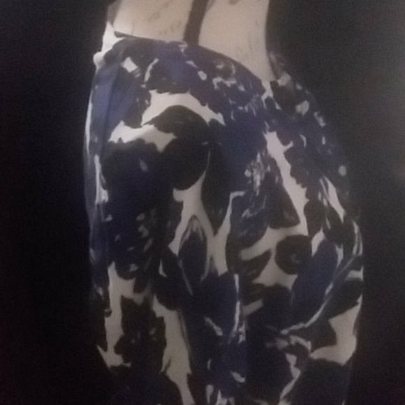 Sweater - Picture 2 of 5